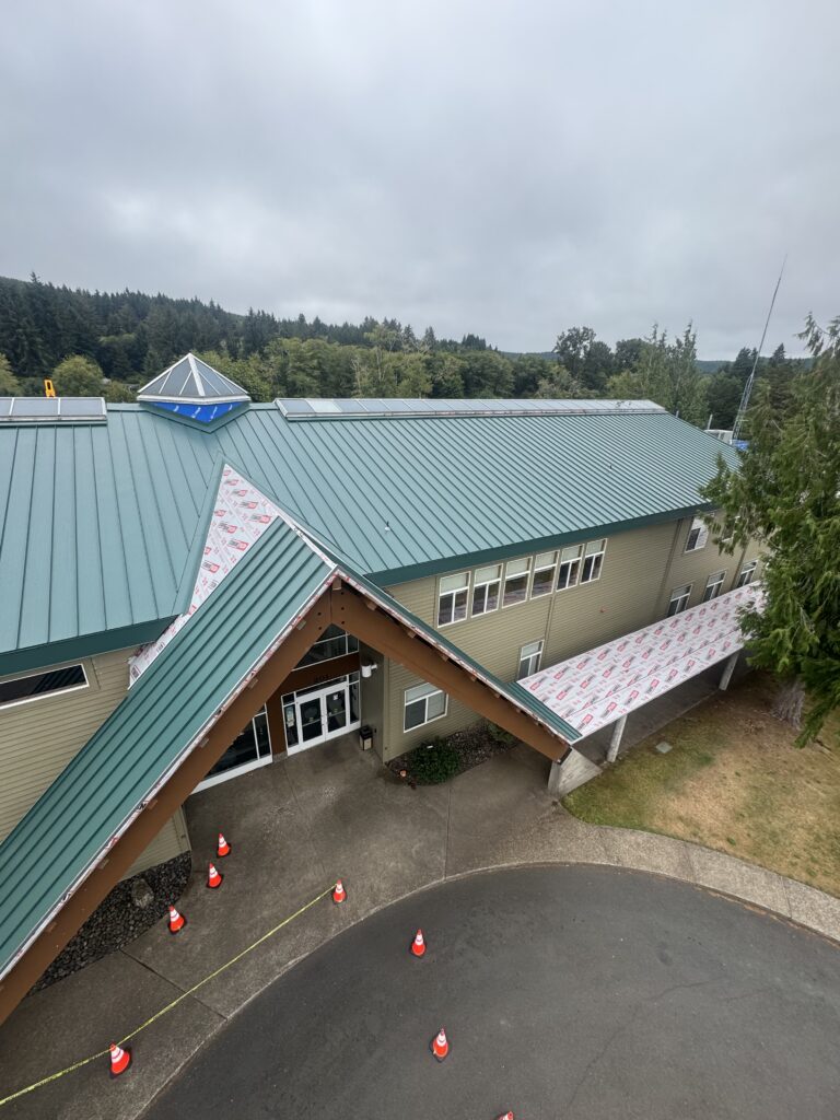 Siletz Admin Bldg wide view